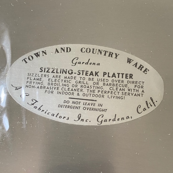Vintage Sizzling Steak / Fajita Platter In Original Packaging- Walnut/Aluminum - Picture 5 of 12